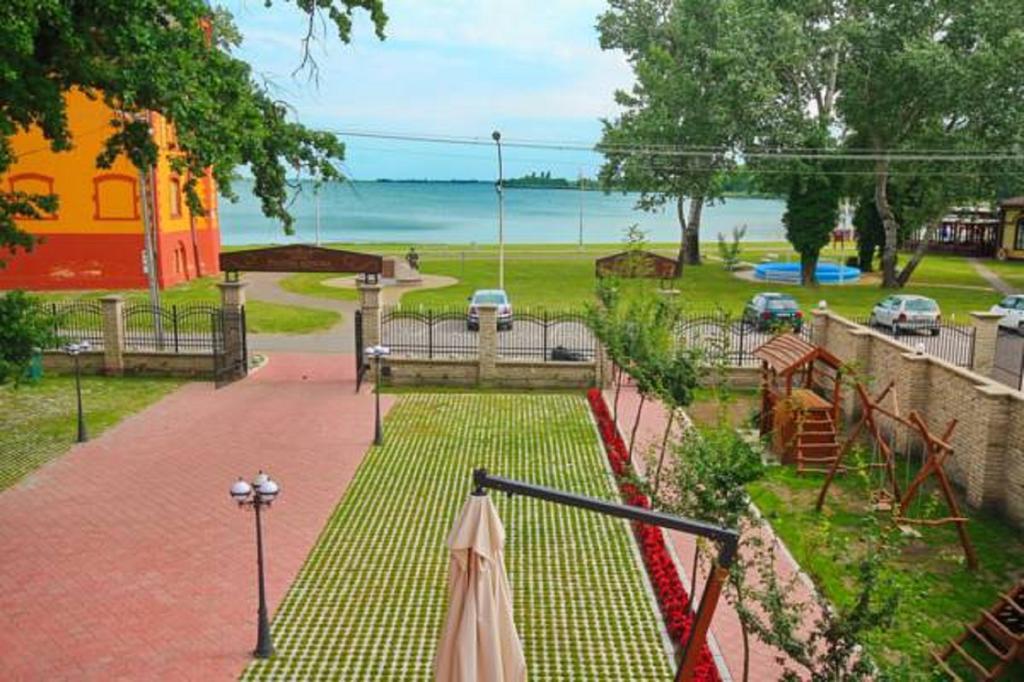 Vila Palic Bagian luar foto